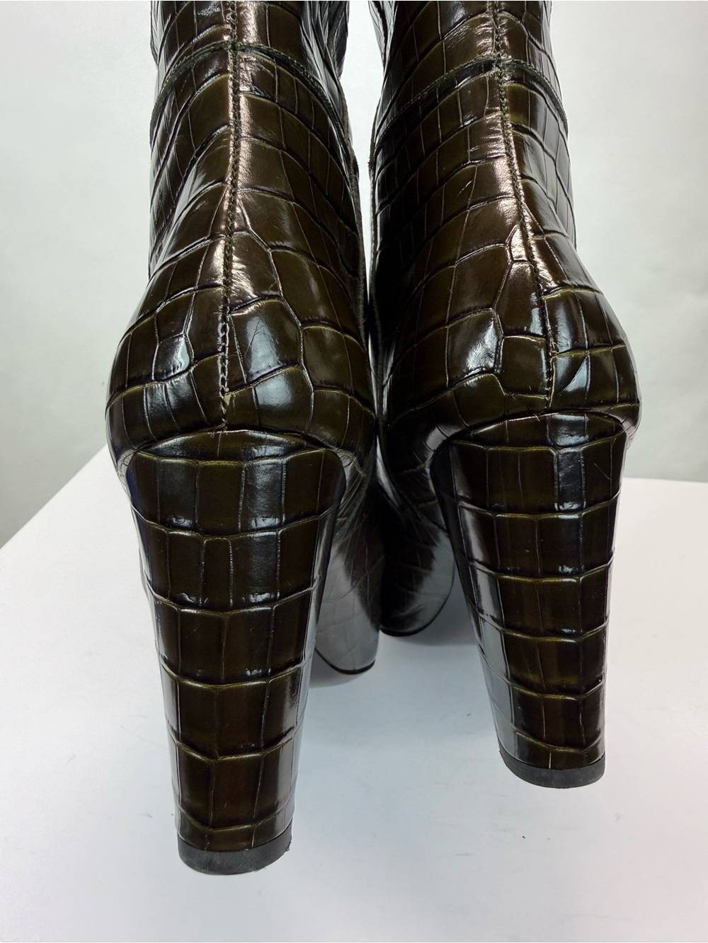 New Longchamp Croc Embossed Leather Knee High Boot Khaki Sz 10 - Picture 5 of 16